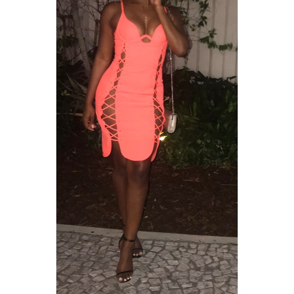 HOUSE OF CB ILA DRESS - Worn Once - Picture 5 of 8